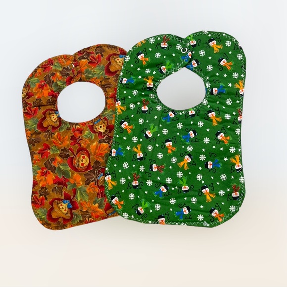 Lot/2 Handmade Bib Fall/Winter Seasons - Picture 10 of 12